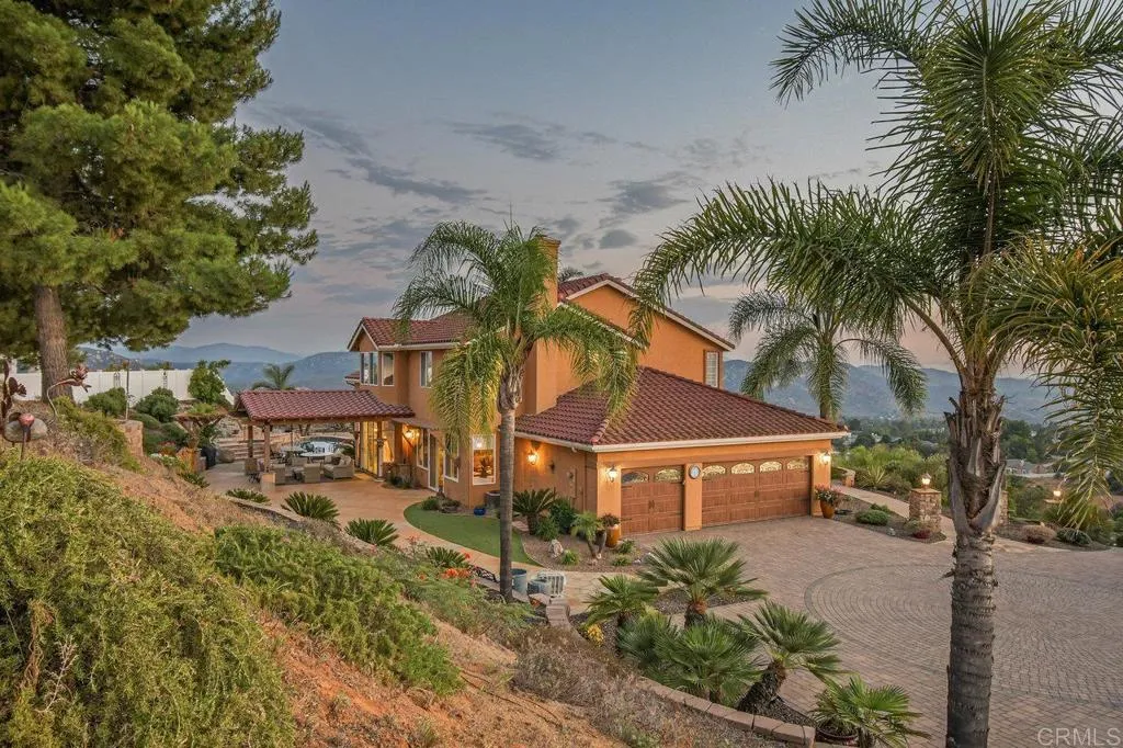 https://cdn.realtyfeed.com/cdn/127/306523558/b4ef2d88ee244b29f1a3652f0d465cbb.webp
