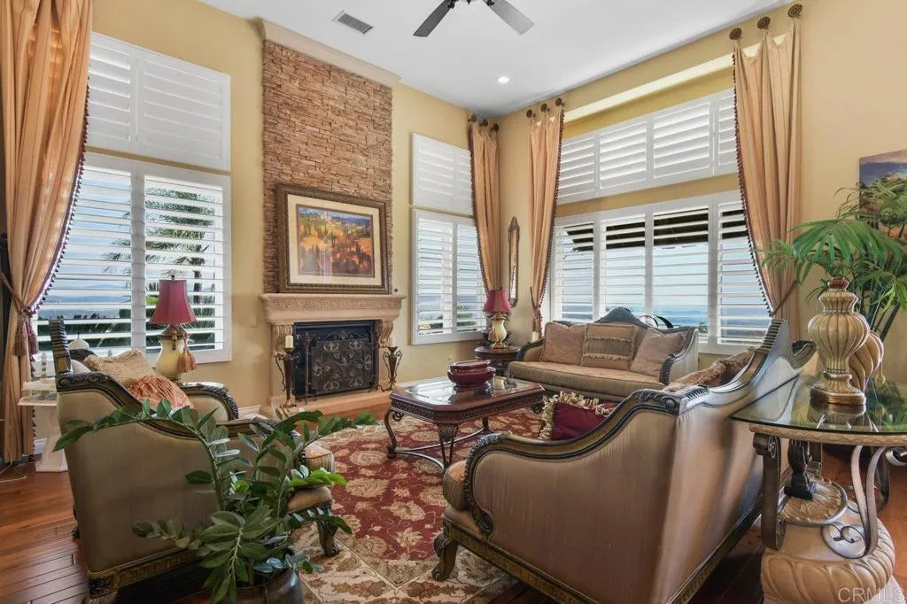 https://cdn.realtyfeed.com/cdn/127/306523558/bbe14dde4d6d1a3e8f83d0bf75efc2b5.webp