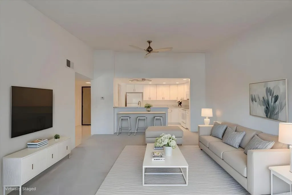 https://cdn.realtyfeed.com/cdn/127/306523565/31ee3d332ad6045feef55bf27a1a7bb7.webp