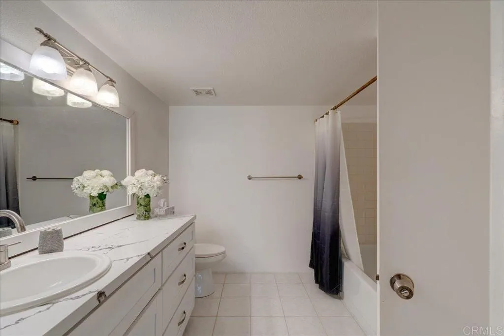 https://cdn.realtyfeed.com/cdn/127/306523565/bf966a9032b672089a13a02feb3075ef.webp