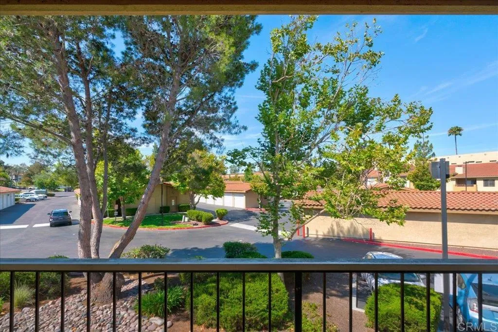 https://cdn.realtyfeed.com/cdn/127/306523565/f441372421c5e8b578ea2da0dbcbf54c.webp