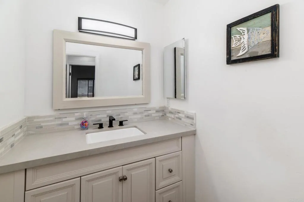 https://cdn.realtyfeed.com/cdn/127/306523576/a551b85c661e85bd96372741742324bd.webp
