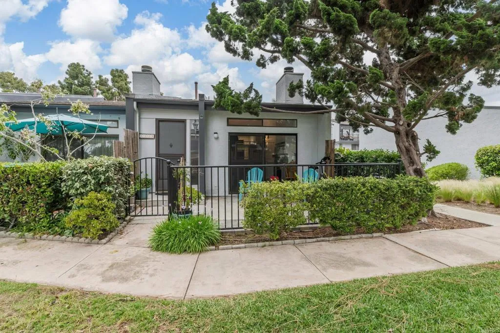https://cdn.realtyfeed.com/cdn/127/306523576/bd02b612f27db888923ec6194782187b.webp