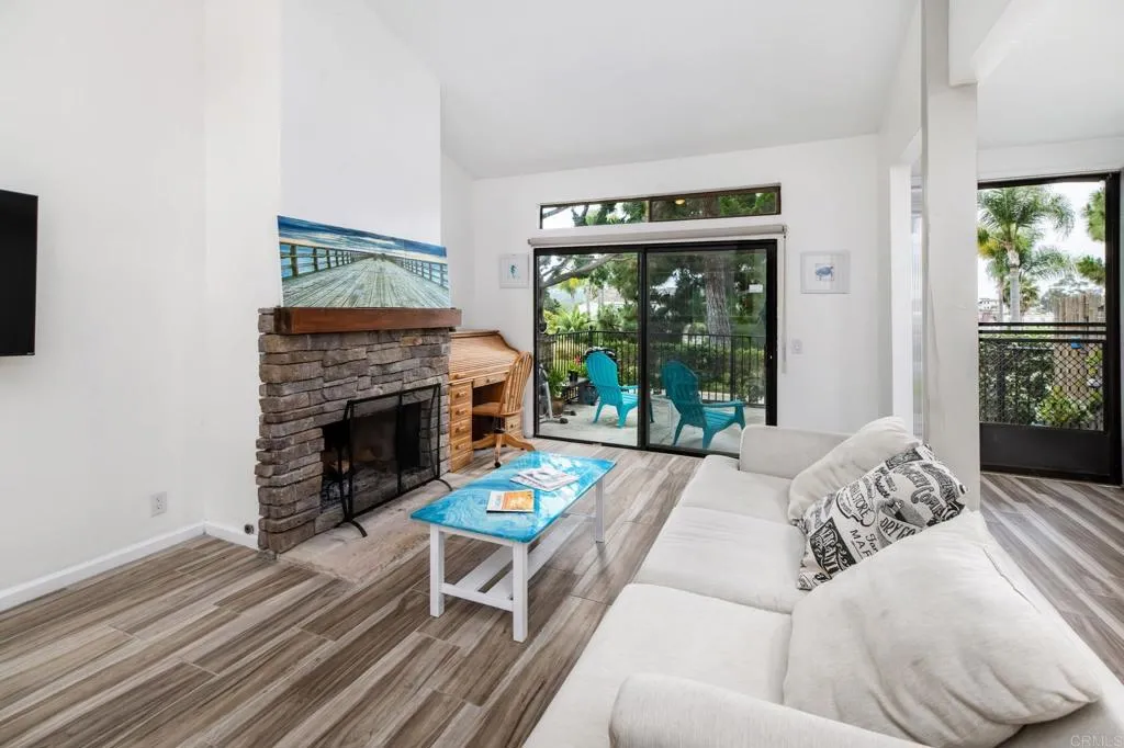 https://cdn.realtyfeed.com/cdn/127/306523576/c7ff4cacfaf0871e9fdf374ce6eb3da2.webp