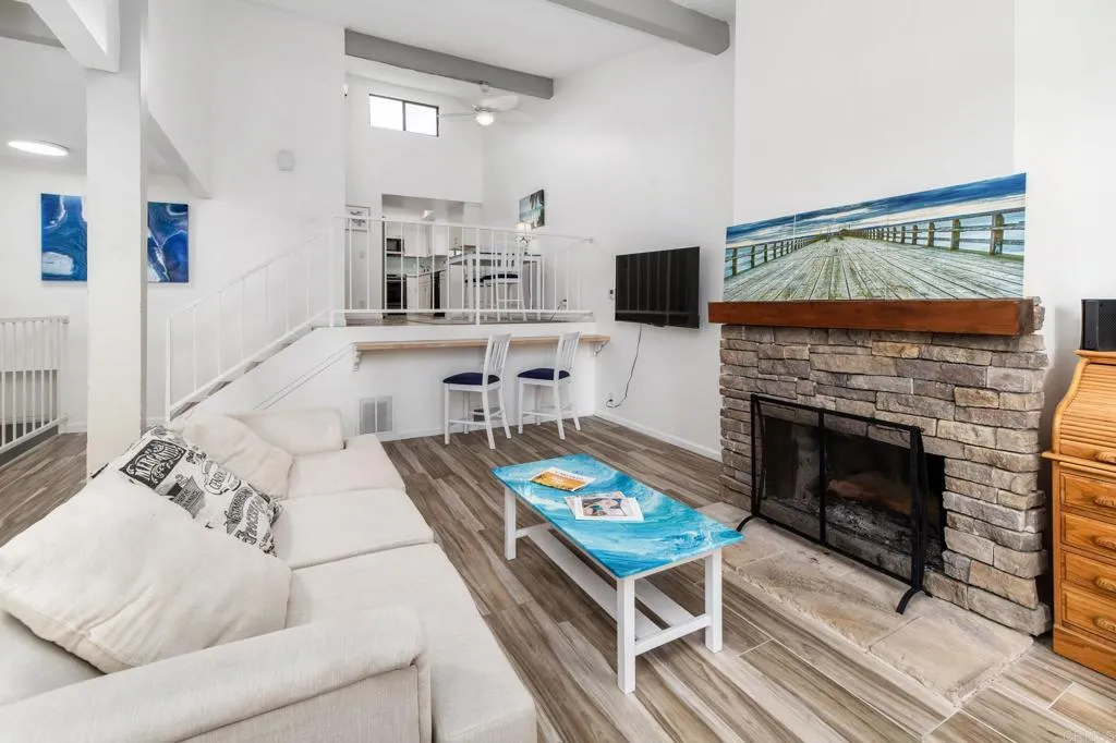 https://cdn.realtyfeed.com/cdn/127/306523576/fd1855b33c90ed7fd8b29c8653767f34.webp
