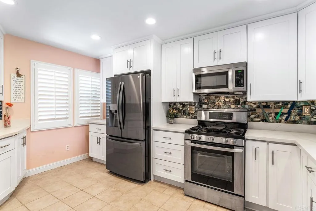 https://cdn.realtyfeed.com/cdn/127/306523595/405703d461a41cc578a184a5c25733ad.webp