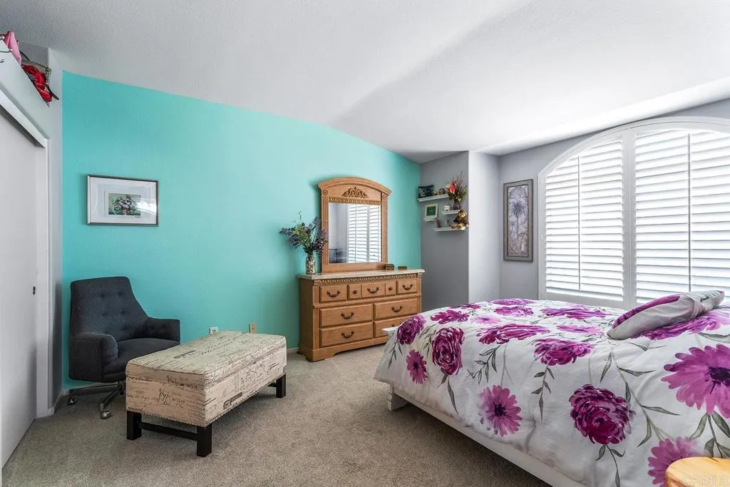 https://cdn.realtyfeed.com/cdn/127/306523595/48f75bff3e8bbe818b1a63d00fb91fc6.webp