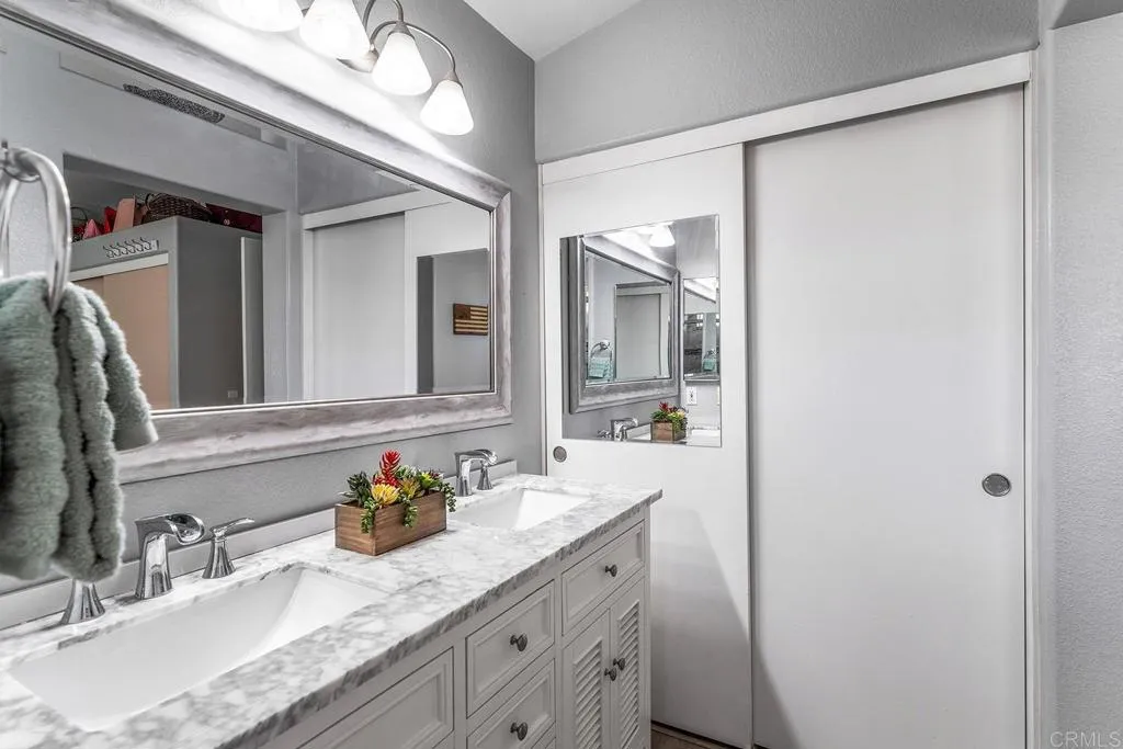 https://cdn.realtyfeed.com/cdn/127/306523595/b7f9714c945a42e1da43fd0c400f9d55.webp