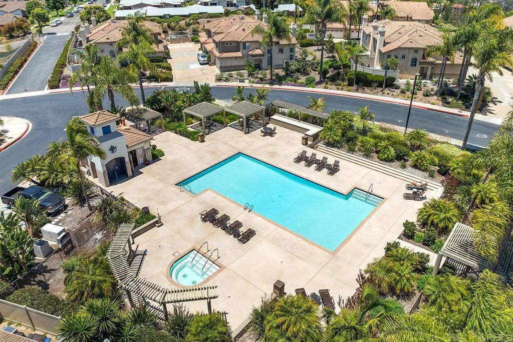 https://cdn.realtyfeed.com/cdn/127/306523595/f433ec9ca77e6449567138593a8549ee.webp