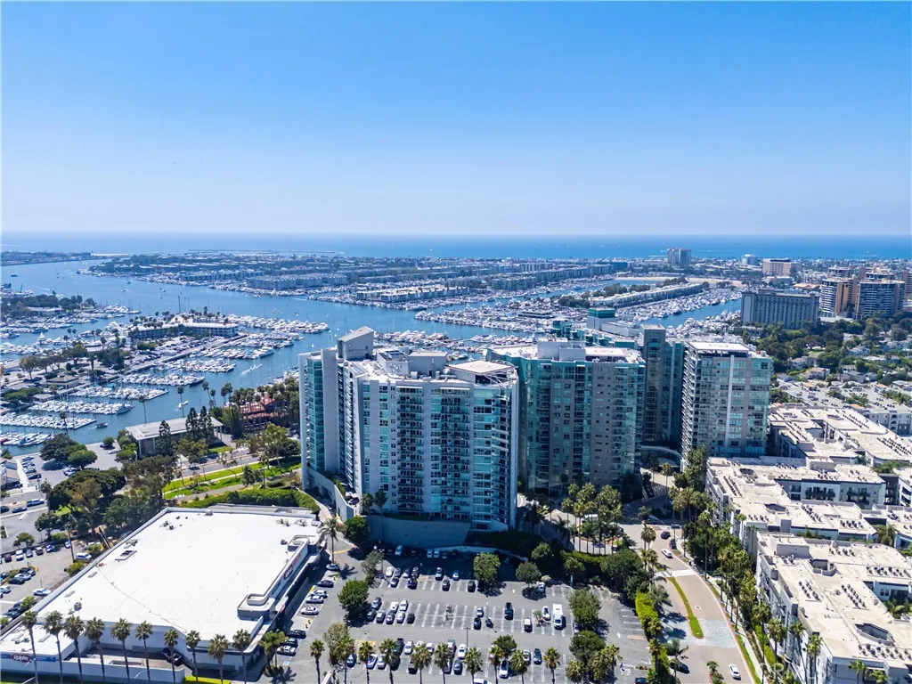 13600 Marina Pointe Drive Unit 501, Marina del Rey, CA 90292