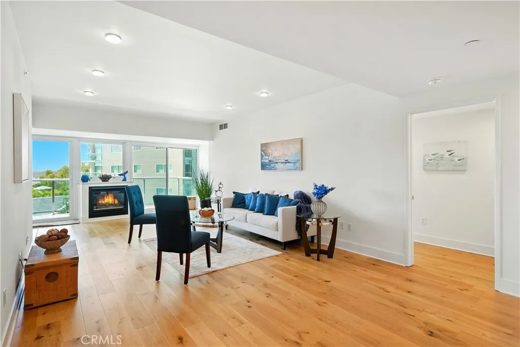 13600 Marina Pointe Drive Unit 501, Marina del Rey, CA 90292 - Photo 5 of 55, Marina Del Rey, CA
