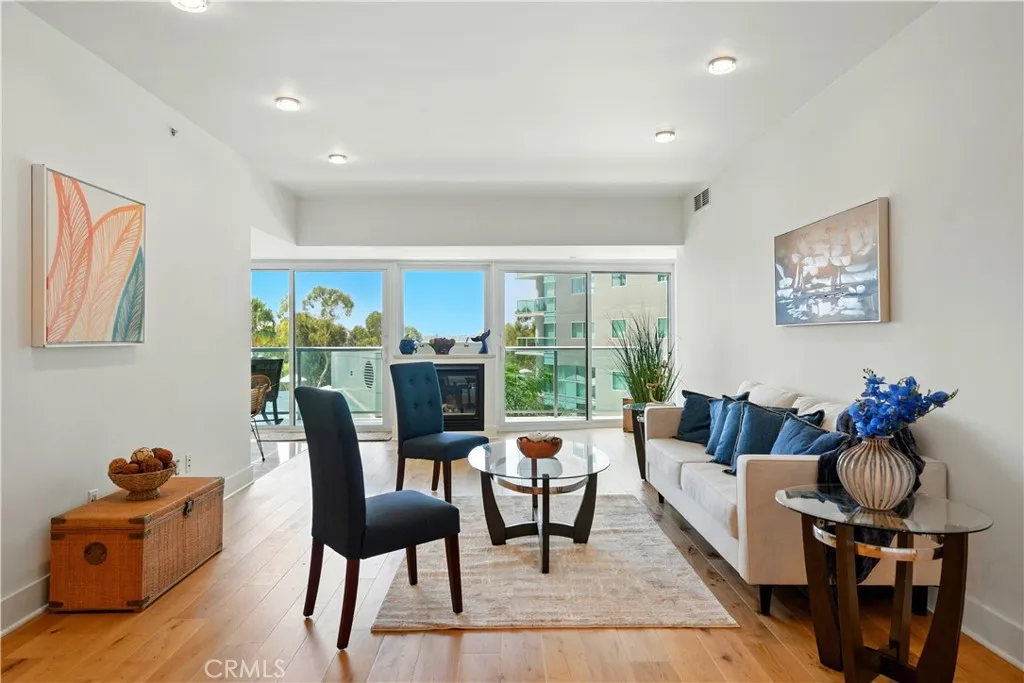 13600 Marina Pointe Drive Unit 501, Marina del Rey, CA 90292 - Photo 4 of 55, Marina Del Rey, CA