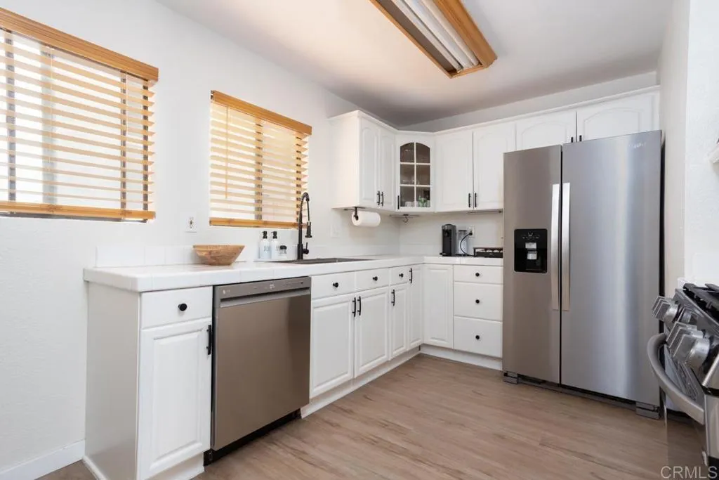 https://cdn.realtyfeed.com/cdn/127/306523607/6b9d381230e0dfa3280fe0df81b1bac8.webp
