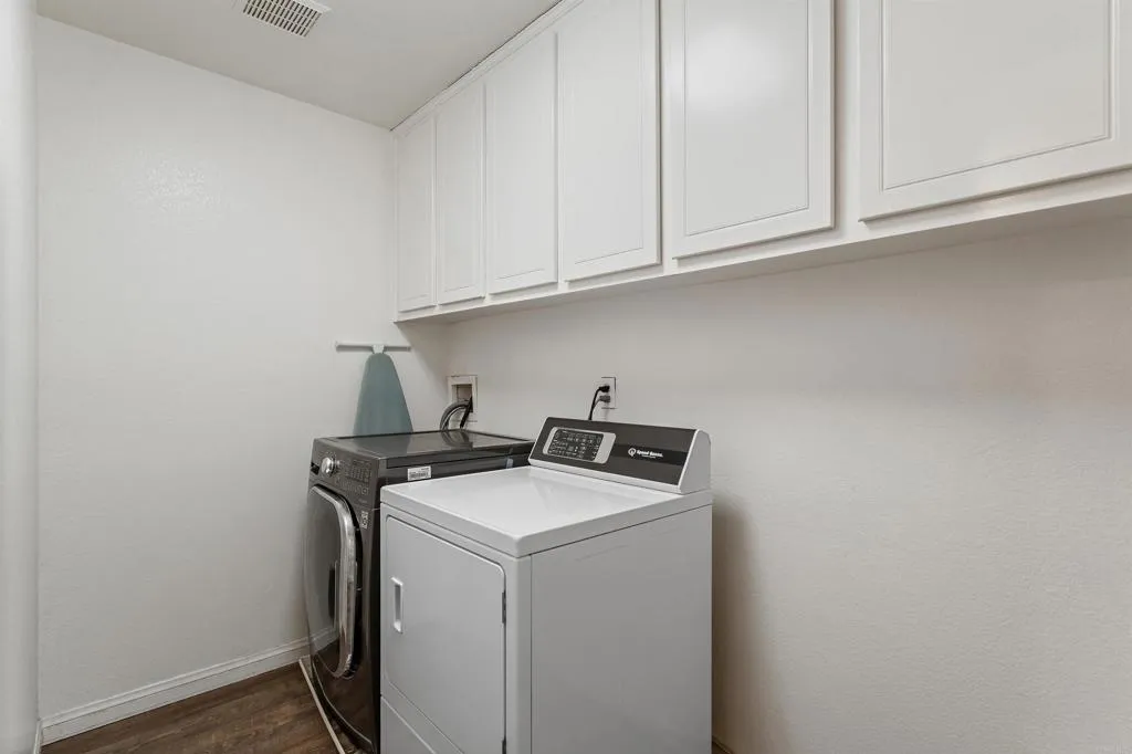 https://cdn.realtyfeed.com/cdn/127/306523672/10c77ecd514e9c21a77547ddec7325f9.webp