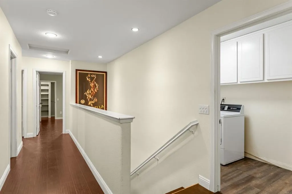 https://cdn.realtyfeed.com/cdn/127/306523672/58cc3dff33773d962a5e6df447aeecb0.webp