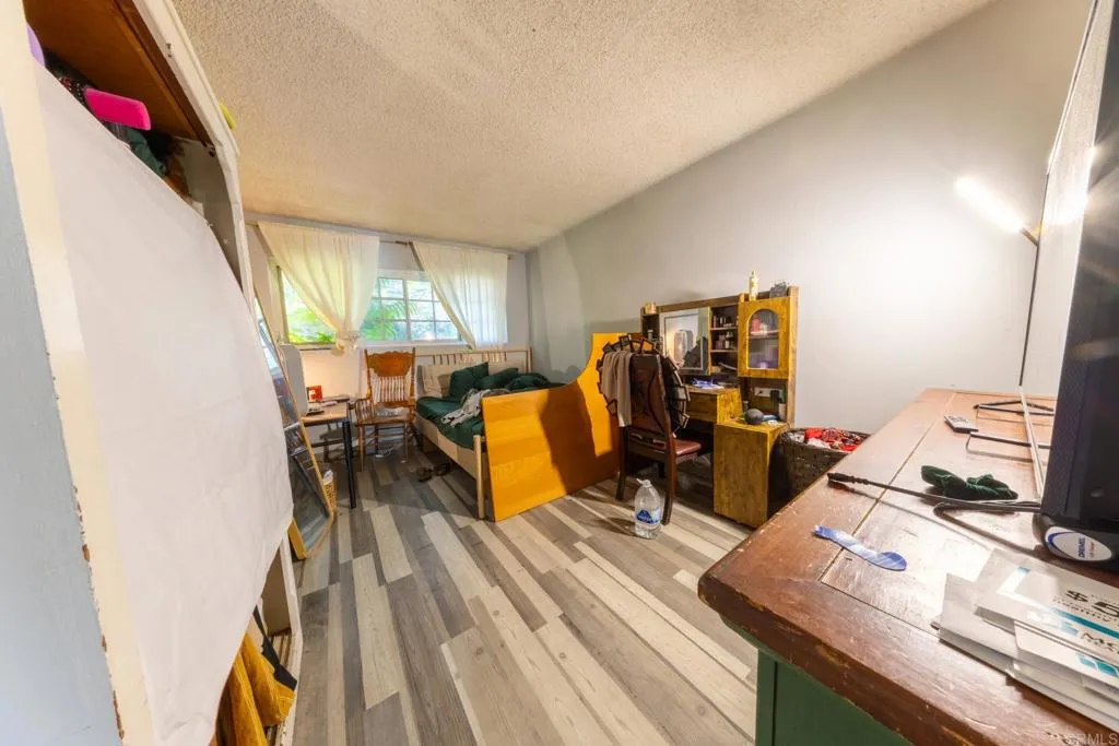 https://cdn.realtyfeed.com/cdn/127/306523704/534f2df41c841fd295fa562a68724382.webp