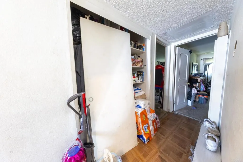 https://cdn.realtyfeed.com/cdn/127/306523704/d63b3c10de8e03238ac9ccb1b3032c0b.webp