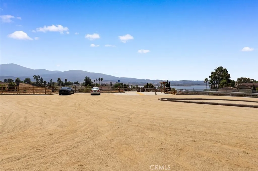 https://cdn.realtyfeed.com/cdn/127/306523724/4151df29141ac4b565a9ba17c6b3ef0c.webp