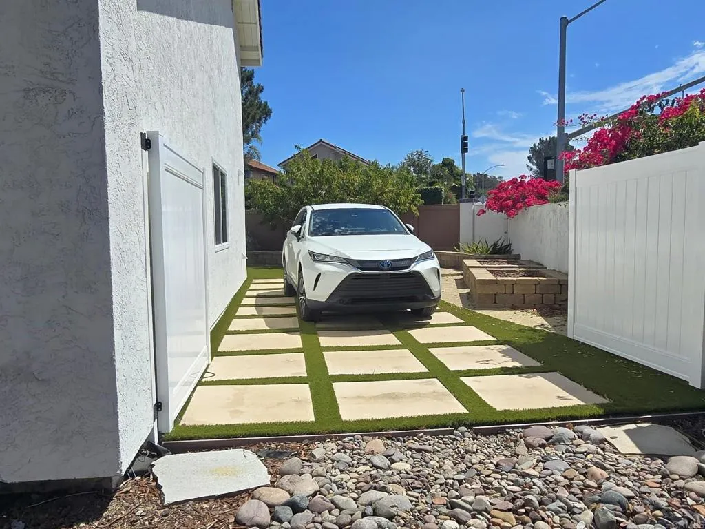https://cdn.realtyfeed.com/cdn/127/306523739/8a24fec4a83f57b9ae5c5934292f3b35.webp