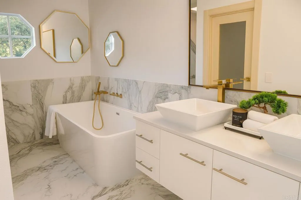 https://cdn.realtyfeed.com/cdn/127/306523739/ff71ab3f4e843520211f0f749af988f3.webp