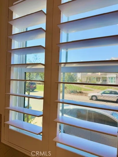 https://cdn.realtyfeed.com/cdn/127/306523768/9f2aad9007efa8a4624bb844b1f1cd83.webp