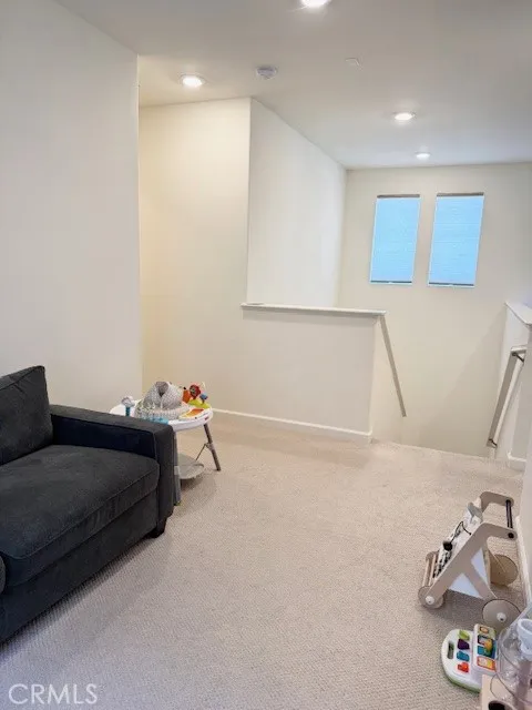 https://cdn.realtyfeed.com/cdn/127/306523768/a935fcd74f0418ef9c2a33daf37d0fa0.webp