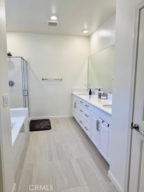 https://cdn.realtyfeed.com/cdn/127/306523768/d090077061dbe3cb2fe5bf1e294d0c5b.webp