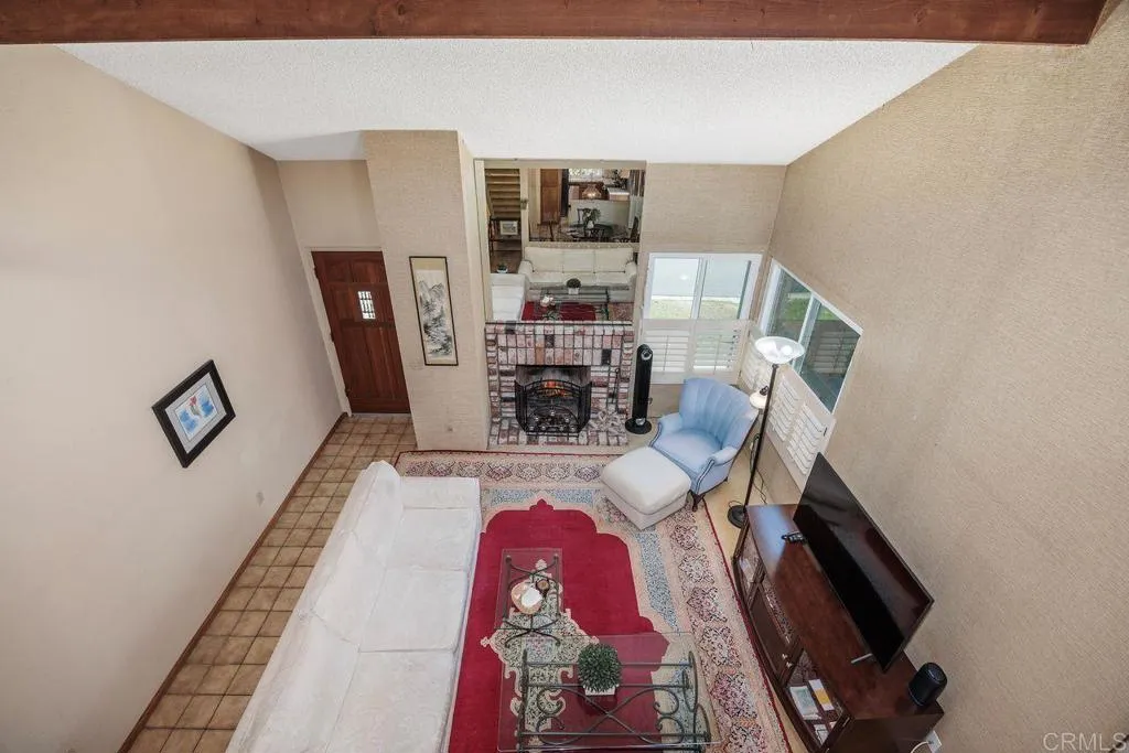 https://cdn.realtyfeed.com/cdn/127/306523797/1b1c46d3ac2998c8bfba424bc3113ce1.webp