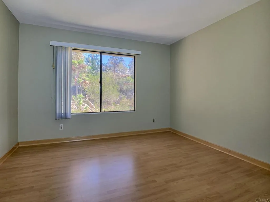 https://cdn.realtyfeed.com/cdn/127/306523821/e12203efe83bb935b47c61bea1ce300e.webp