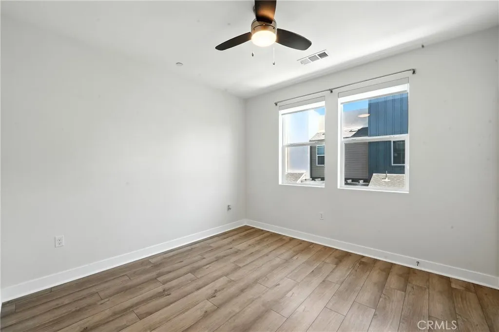https://cdn.realtyfeed.com/cdn/127/306523822/2444a3af2ed701ac64ab0ce53c611764.webp