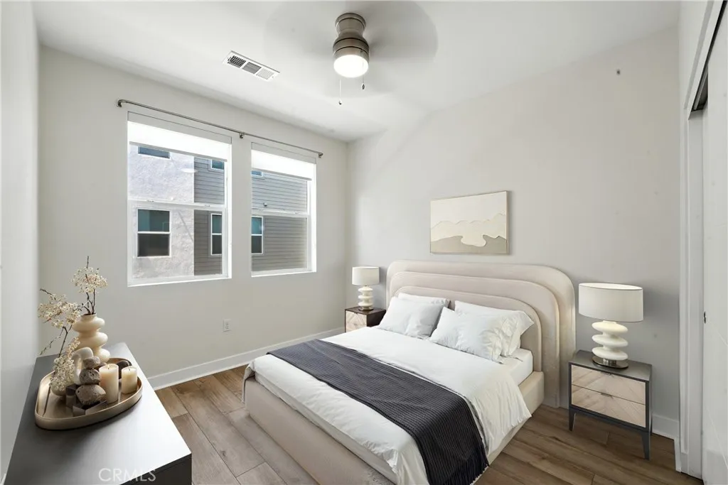 Photo #8: SW25187907 Listing: Photo #8
