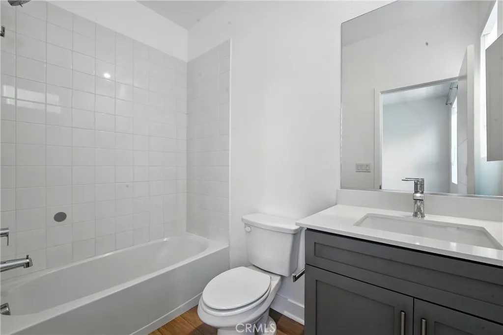 Photo #13: SW25187907 Listing: Photo #13