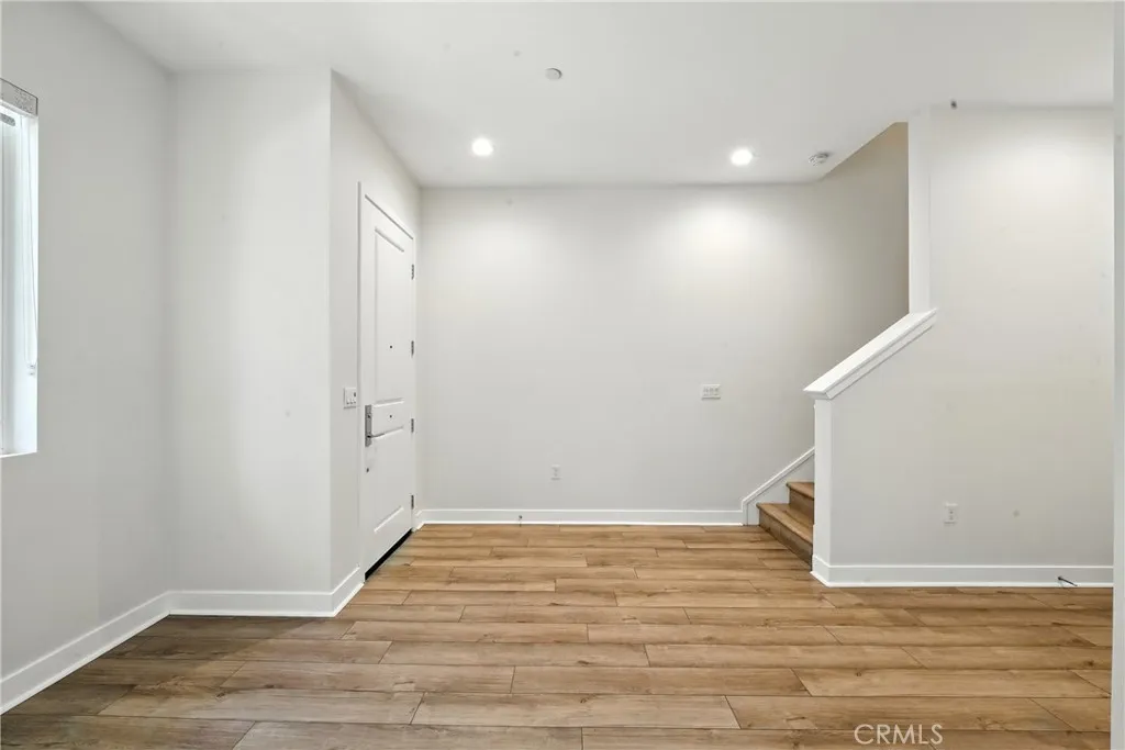 Photo #31: SW25187907 Listing: Photo #31