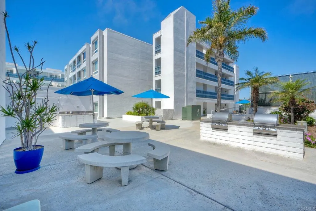 https://cdn.realtyfeed.com/cdn/127/306523849/4d062e9b03880ef884765fef834494a0.webp