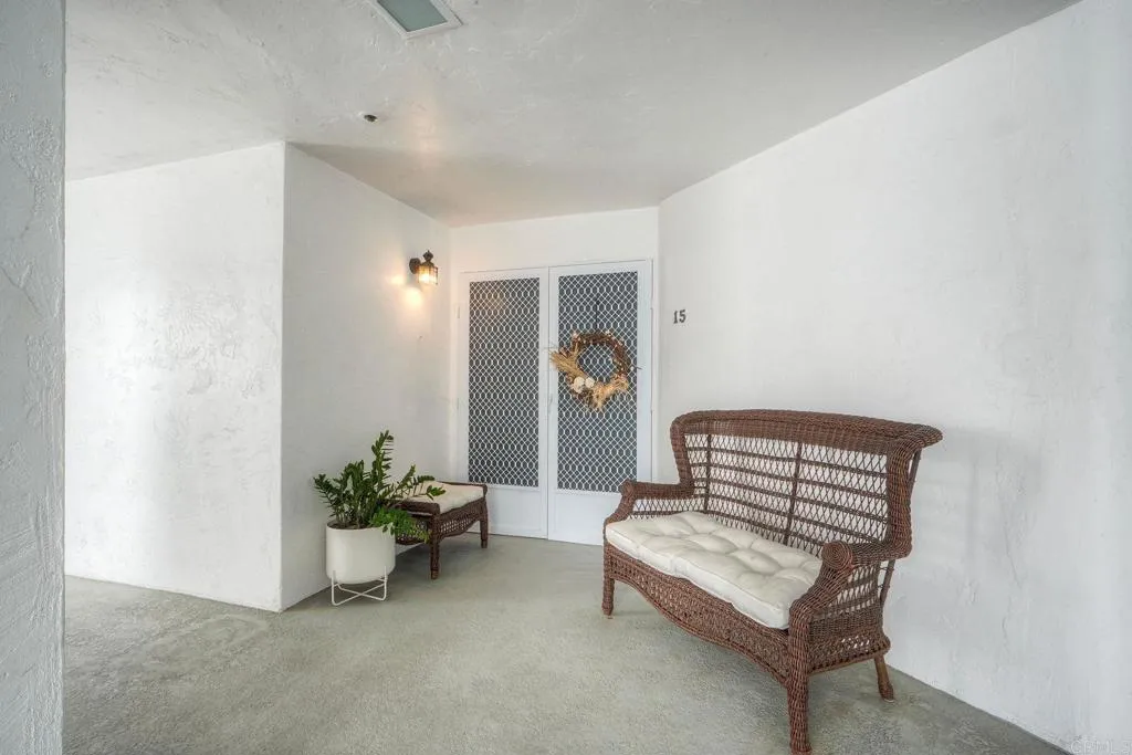 https://cdn.realtyfeed.com/cdn/127/306523849/9218d9b726674bacf0ae8fdddc7ba417.webp
