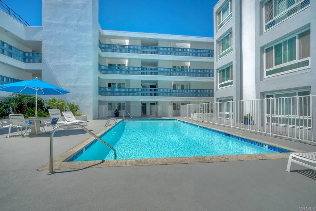 https://cdn.realtyfeed.com/cdn/127/306523849/e000d699f1f540b64c5a4e2f3ef39aa1.webp