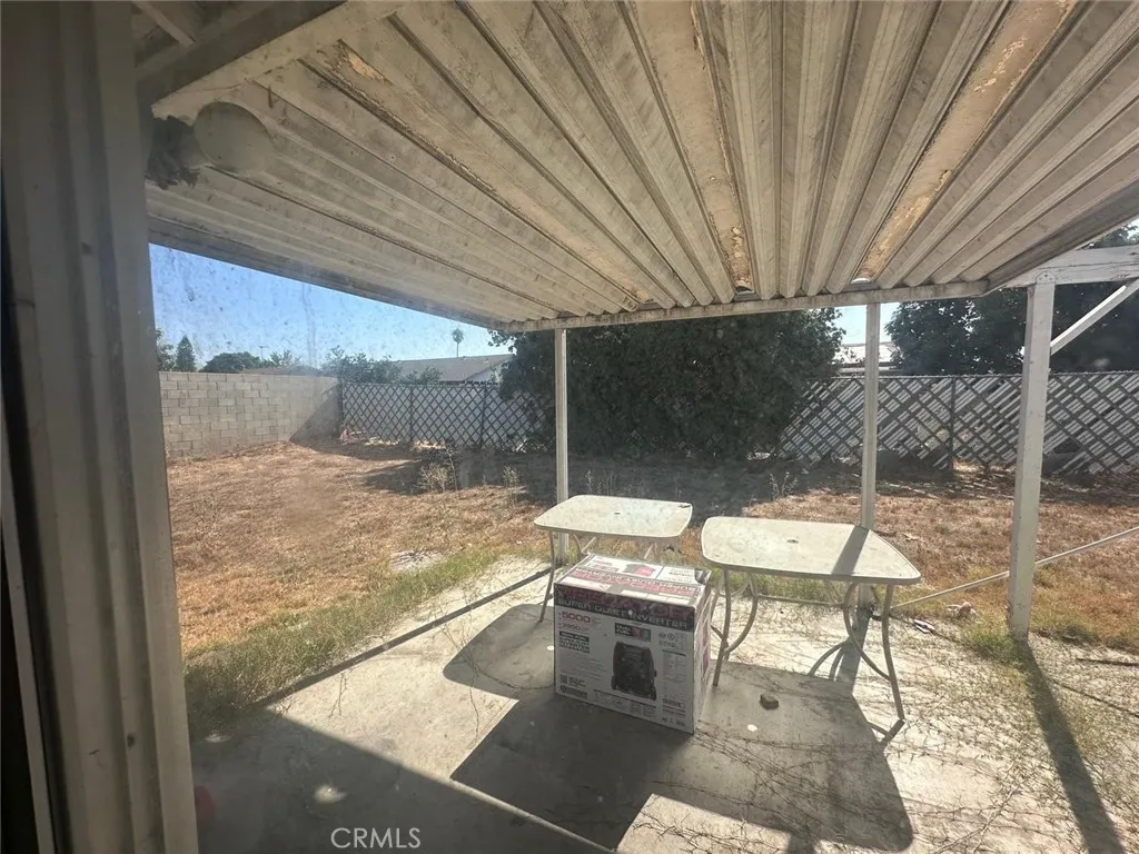 10851 Maple Avenue, Bloomington, CA 92316 - Photo 5 of 31, Bloomington, CA
