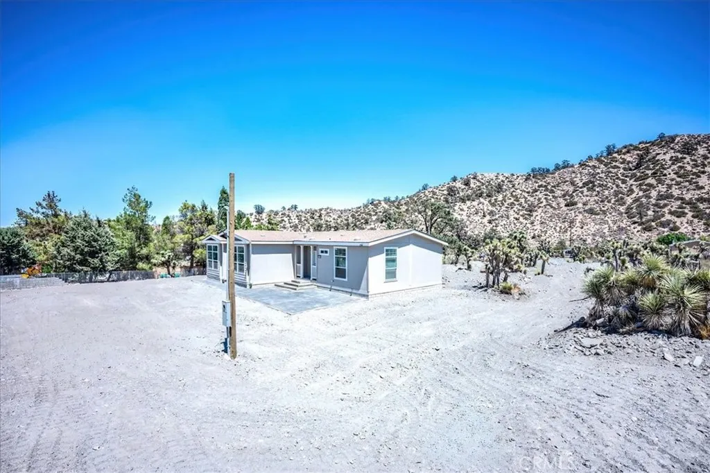 7953 Buckwheat Road, Wrightwood, CA 92372 - Photo 4 of 36, Wrightwood, CA
