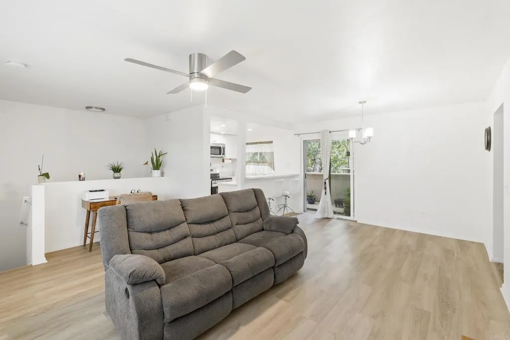 https://cdn.realtyfeed.com/cdn/127/306523908/508693dec19d424e24076f065e6239f4.webp
