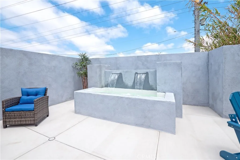 https://cdn.realtyfeed.com/cdn/127/306523912/0d98a7eae442cbd6f4e8bbc9e6e972db.webp