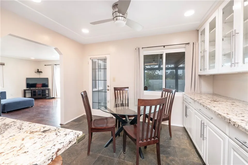 https://cdn.realtyfeed.com/cdn/127/306523912/1f1d447f13b0b5d7865fc9fa16542525.webp