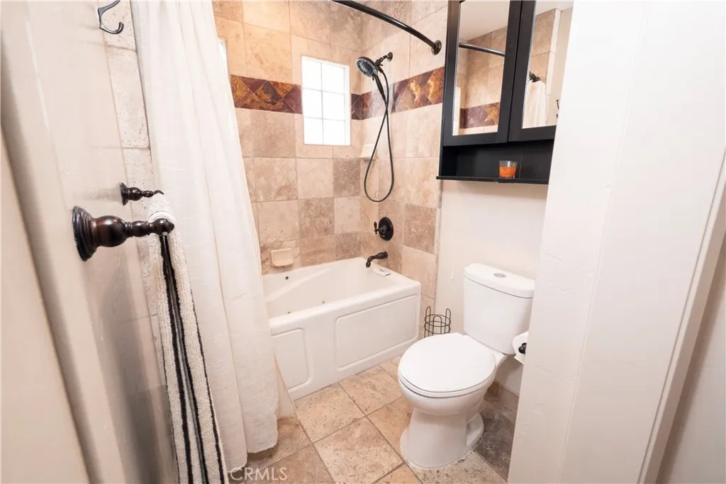 https://cdn.realtyfeed.com/cdn/127/306523912/7e0f87d5d43efd6d9113c5c91e673352.webp