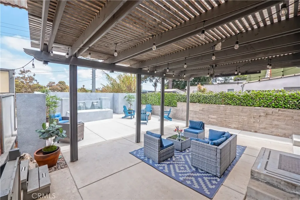 https://cdn.realtyfeed.com/cdn/127/306523912/eace99d4609b10e27dbc4b3a3184fbbd.webp