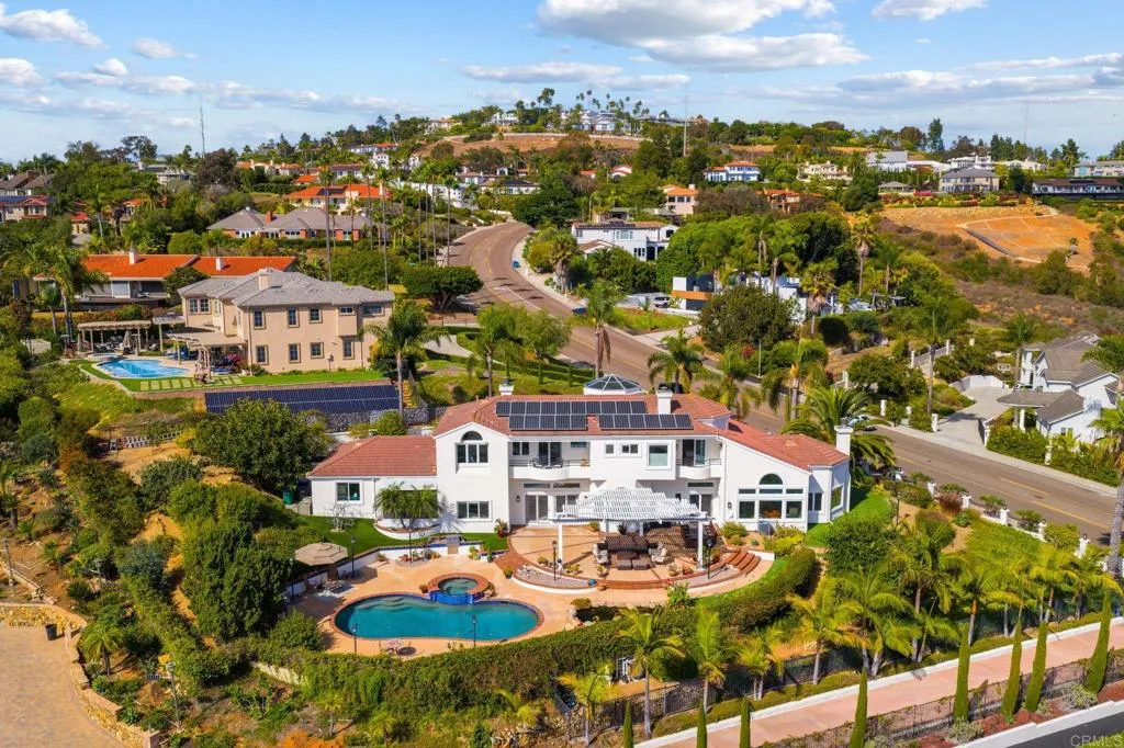 https://cdn.realtyfeed.com/cdn/127/306523913/01ea3dc64d3c754b66f6bd1982110de3.webp