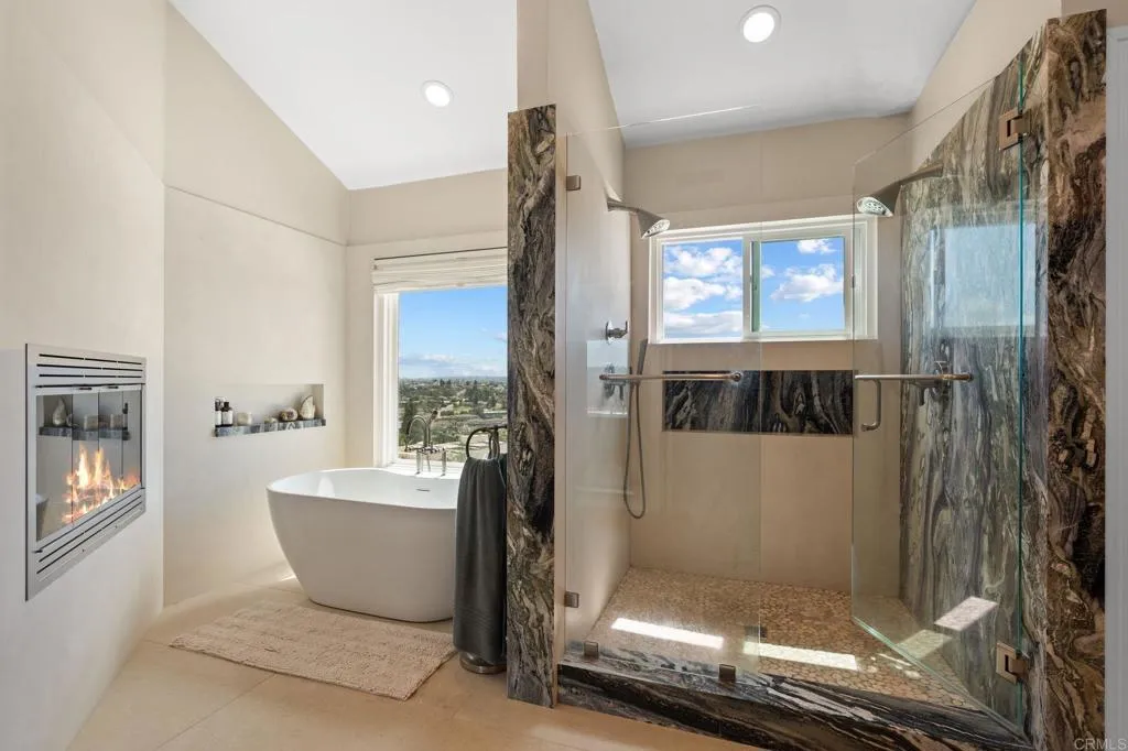 https://cdn.realtyfeed.com/cdn/127/306523913/6ab5a1634c74b6cac434ac993813836a.webp