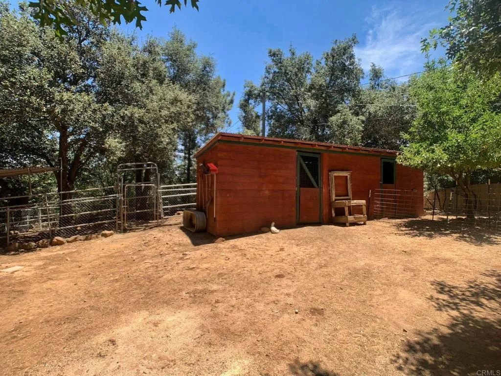 https://cdn.realtyfeed.com/cdn/127/306523935/fe794b8c64098d3d27f7e1e097c00248.webp