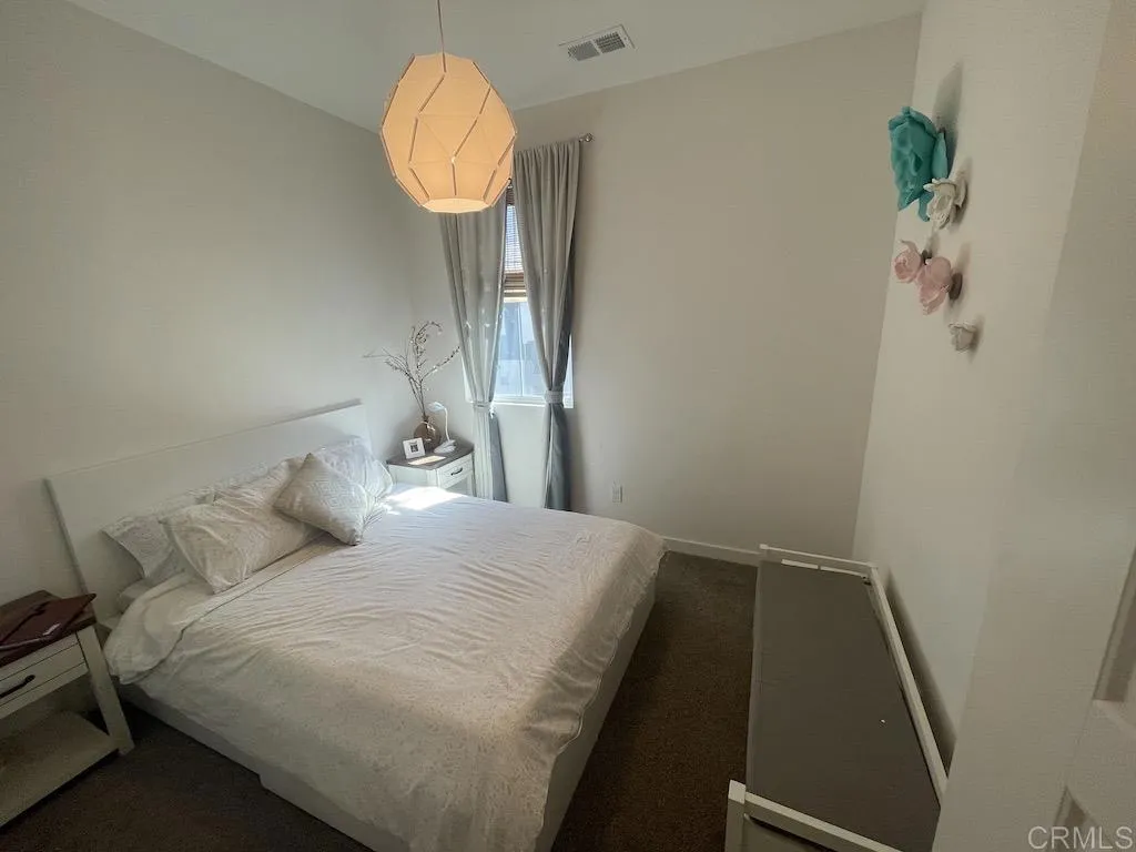 https://cdn.realtyfeed.com/cdn/127/306523946/a0cdb90824594a72b1d9d2627d72e373.webp