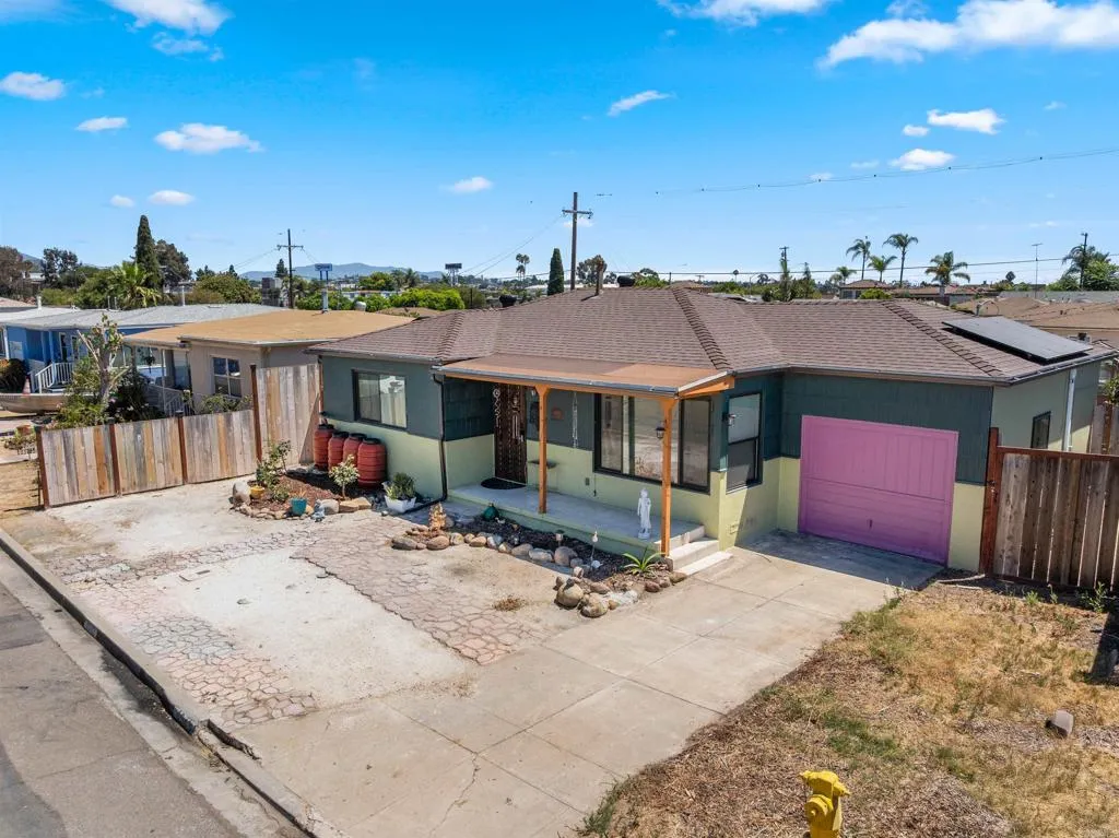https://cdn.realtyfeed.com/cdn/127/306523954/65d859040d761a11bfde6a8a7cff1c9b.webp