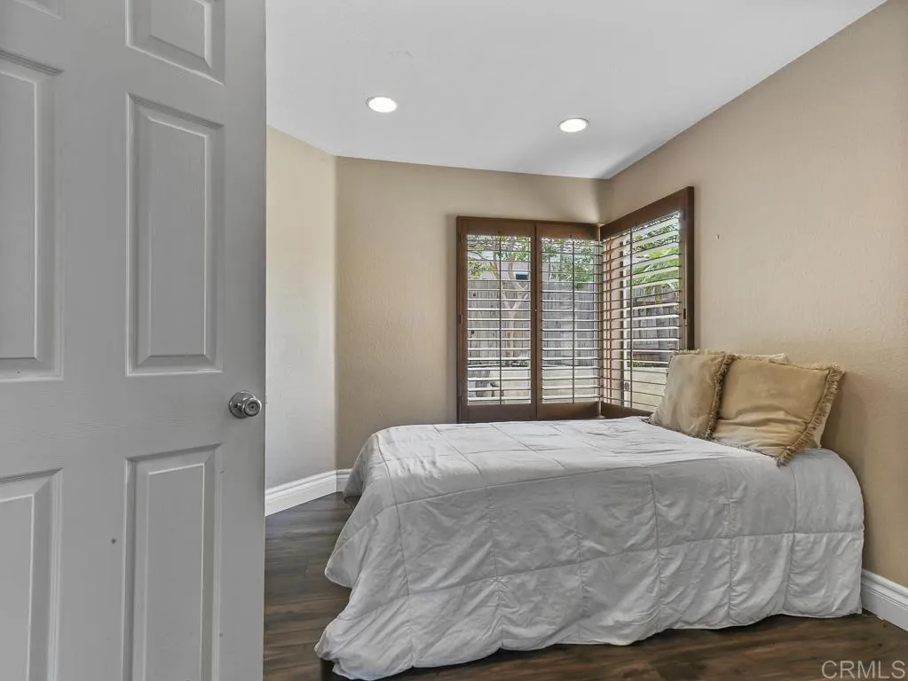 https://cdn.realtyfeed.com/cdn/127/306523955/732430479866c47f88d4a2dfc0ff25c1.webp