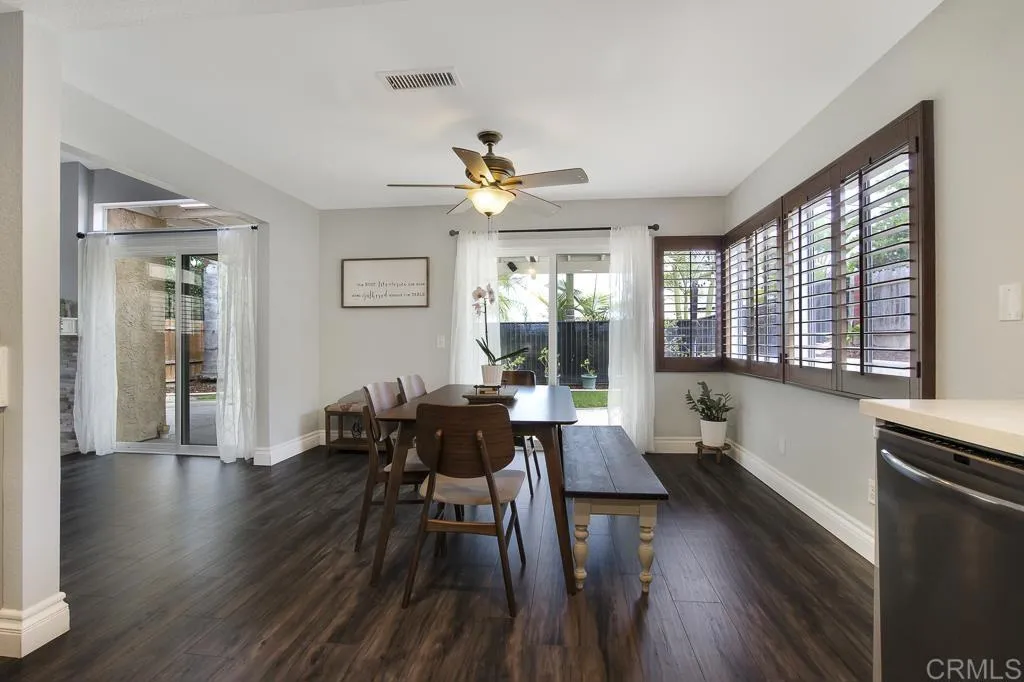 https://cdn.realtyfeed.com/cdn/127/306523955/e39db2aa3bd04a582dea1cab42f16acf.webp